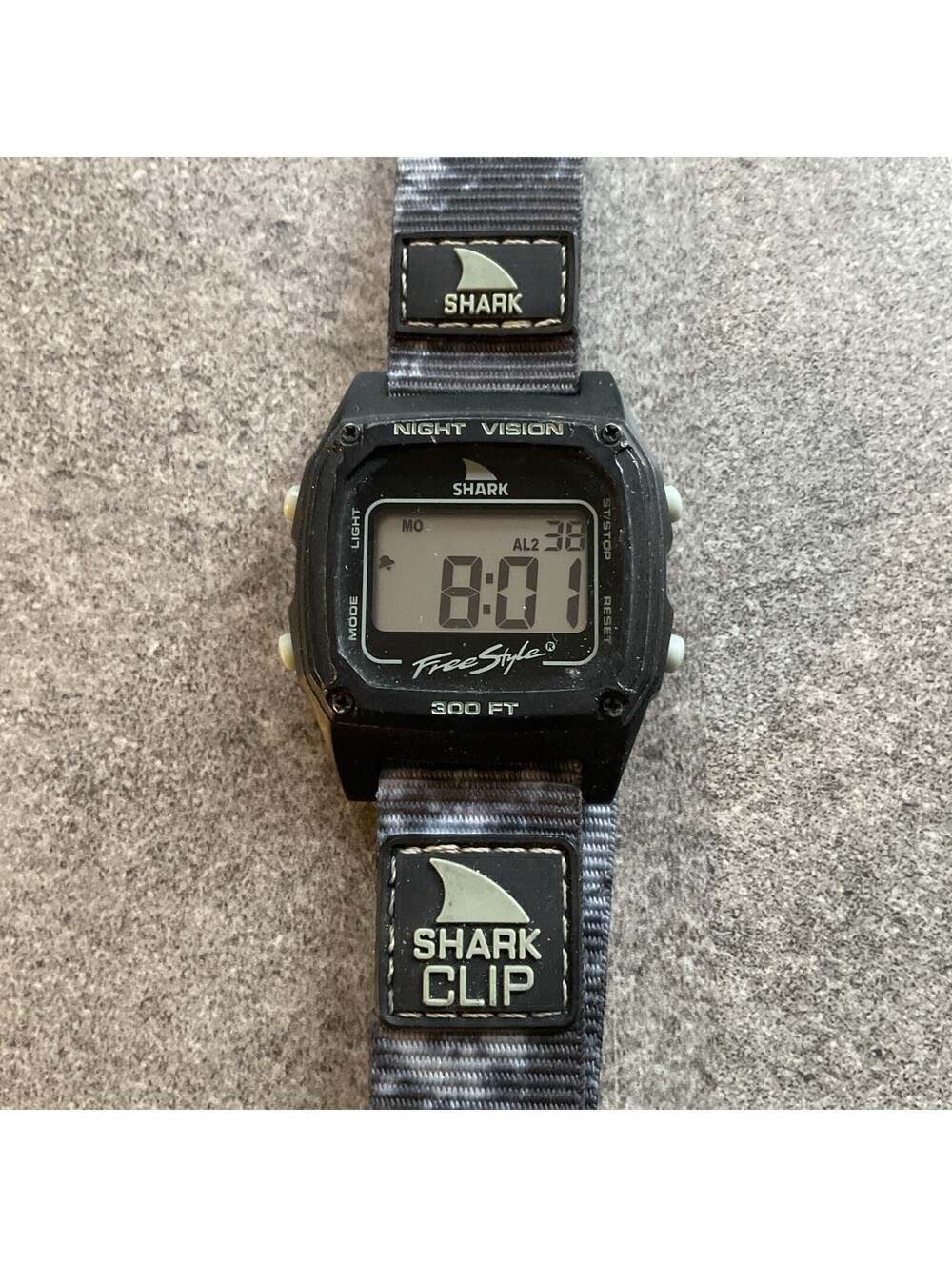 Freestyle Shark Watch Men’s 36mm Black Case Alarm Chrono Daydate Digital Bin Z